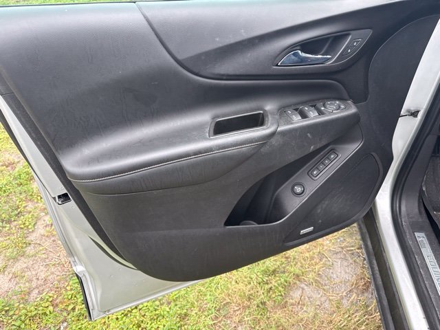 Used 2021 SILVER ICE METALLIC Chevrolet Premier image 12