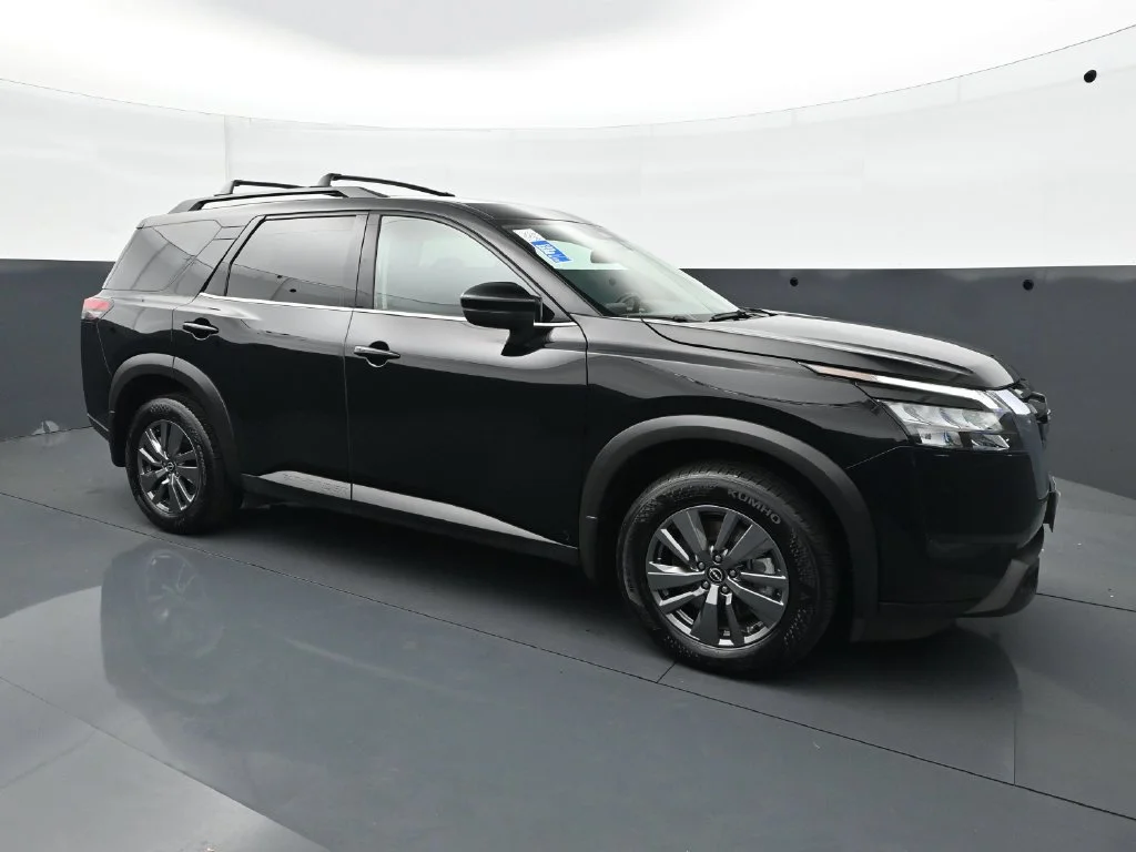 Used 2025 Super Black Nissan SV image 11