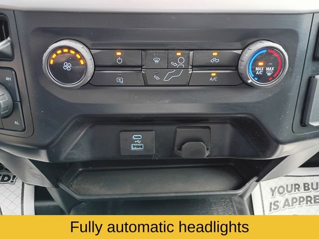 Used 2023 White Ford XL image 18
