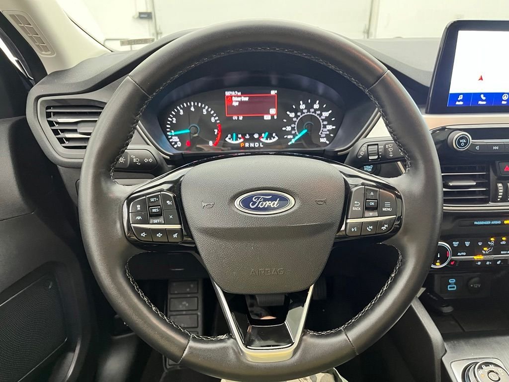 Used 2022 Blue Ford SEL image 23