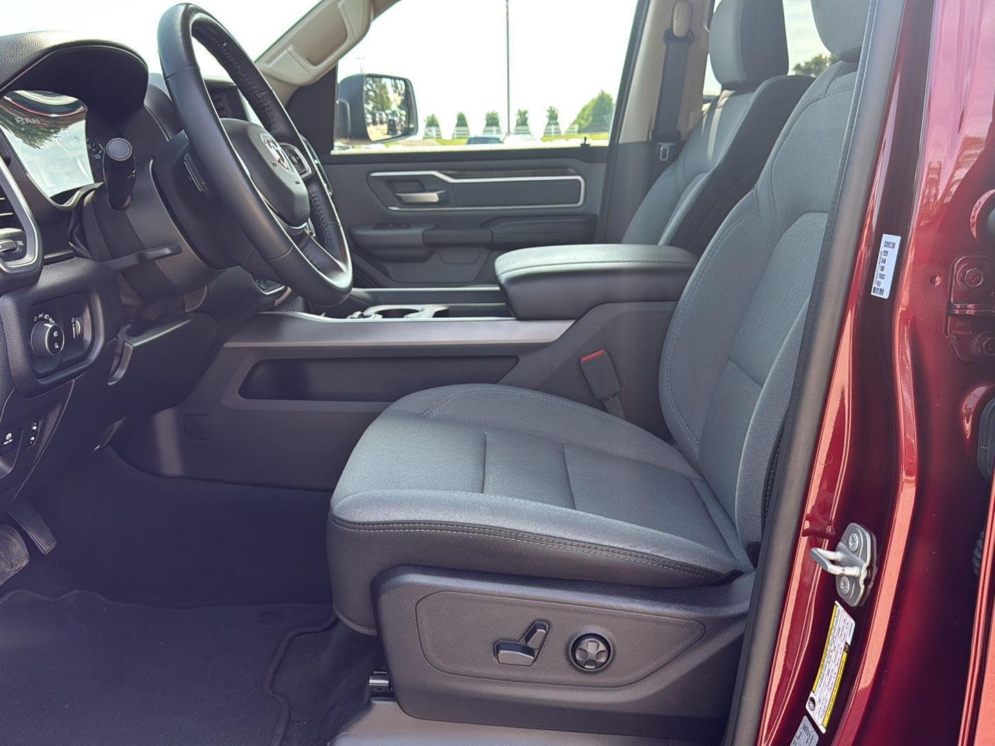 Used 2020 Delmonico Red Pearlcoat Ram 2020 1500 Big Horn image 10