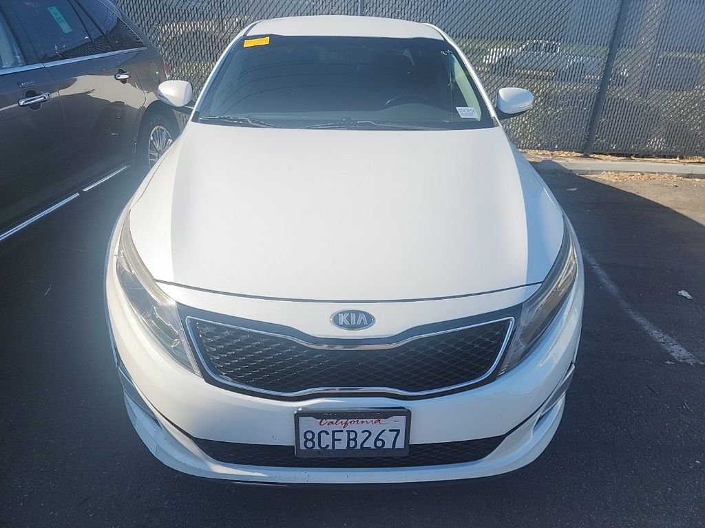 Used 2015 Snow White Pearl Kia EX image 2