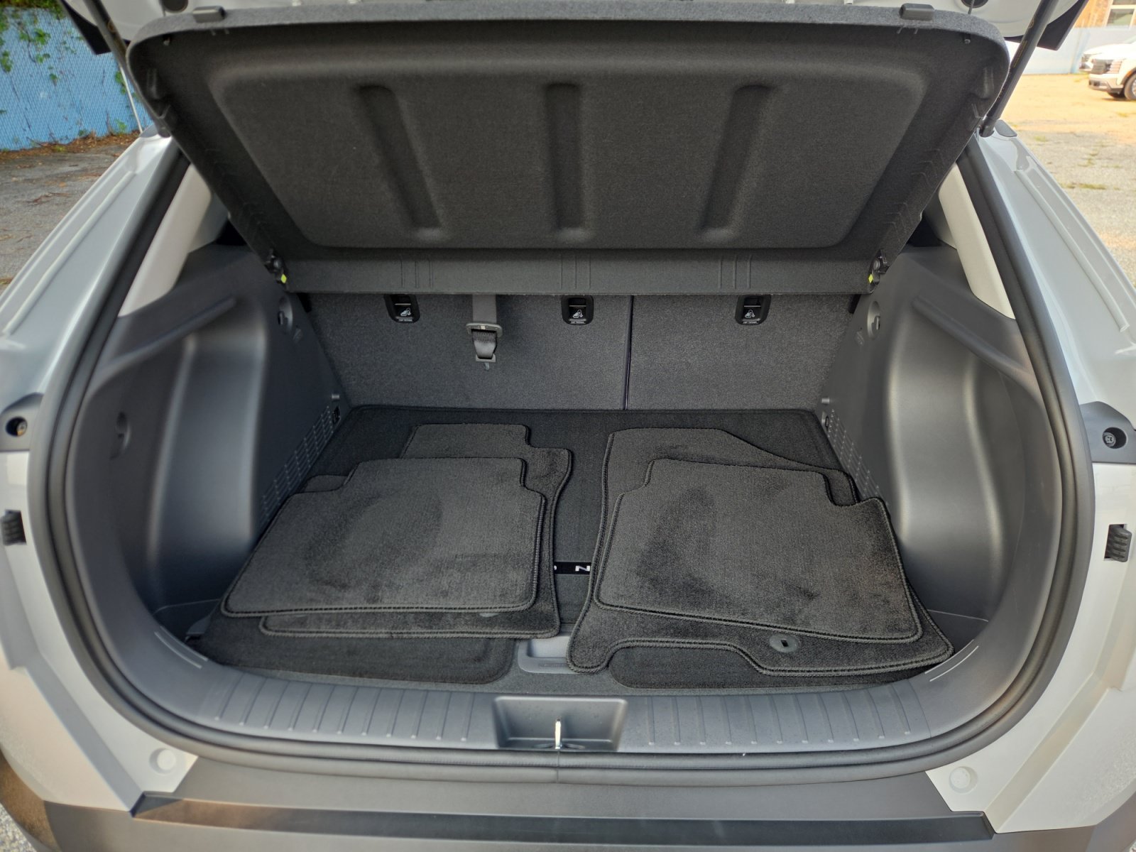 Used 2026 Cyber Gray Metallic Hyundai SEL Sport image 17