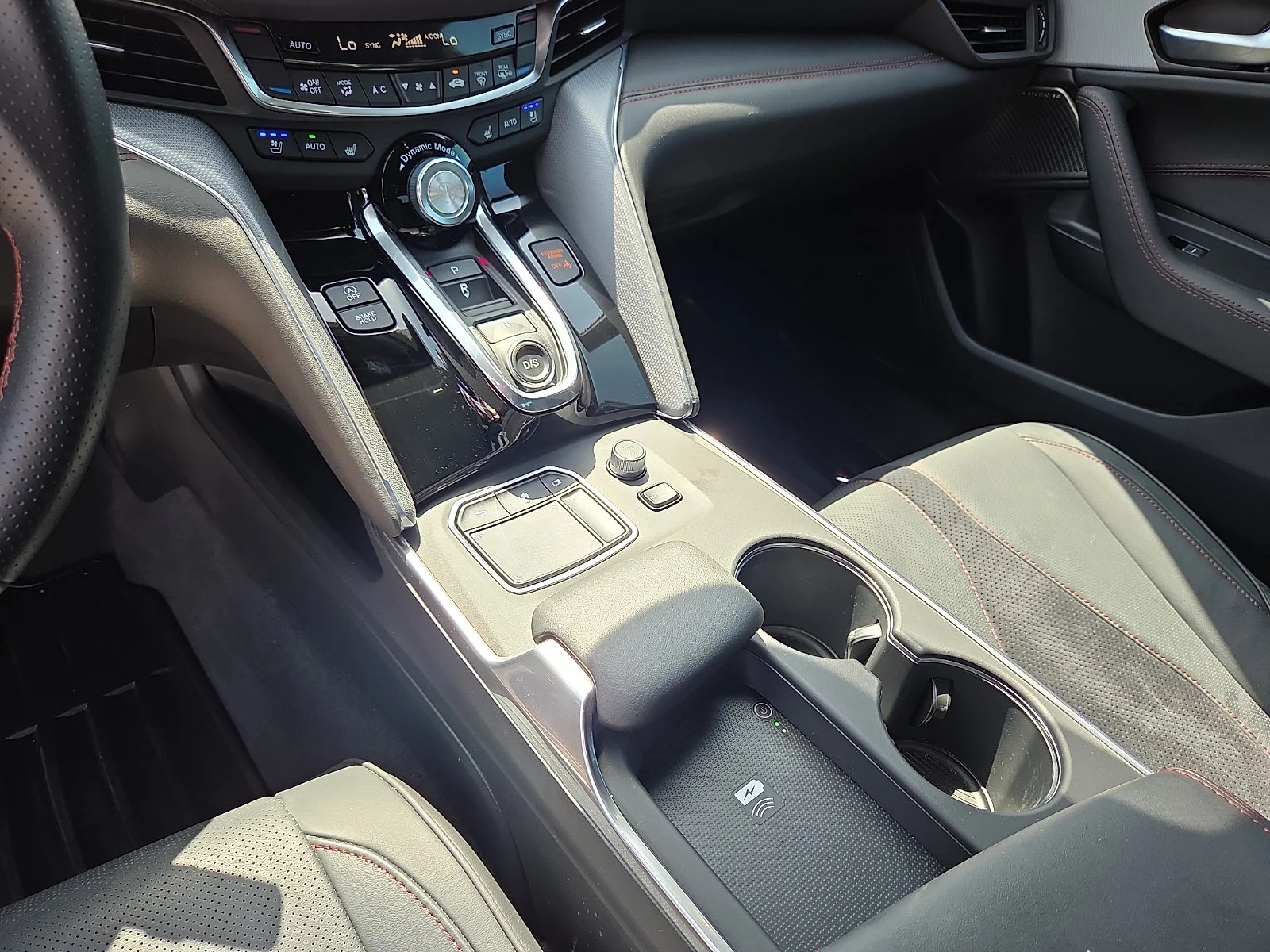 Used 2025 Platinum White Pearl Acura w/A-Spec Package image 25