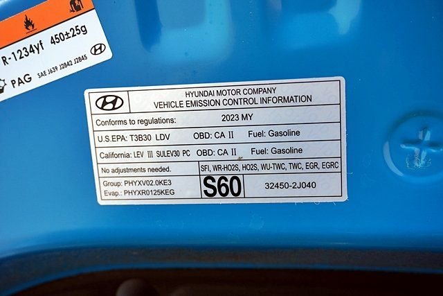 Used 2023 Green Hyundai SEL image 33