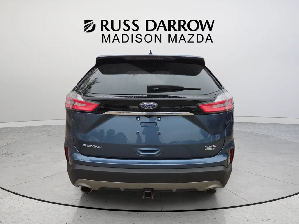 Used 2019 Blue Ford SEL image 4