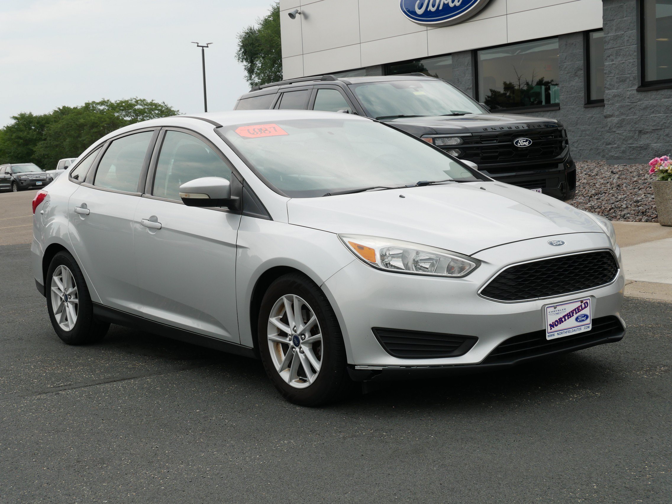 Used 2017 Ford Focus SE with VIN 1FADP3F22HL205729 for sale in Northfield, Minnesota