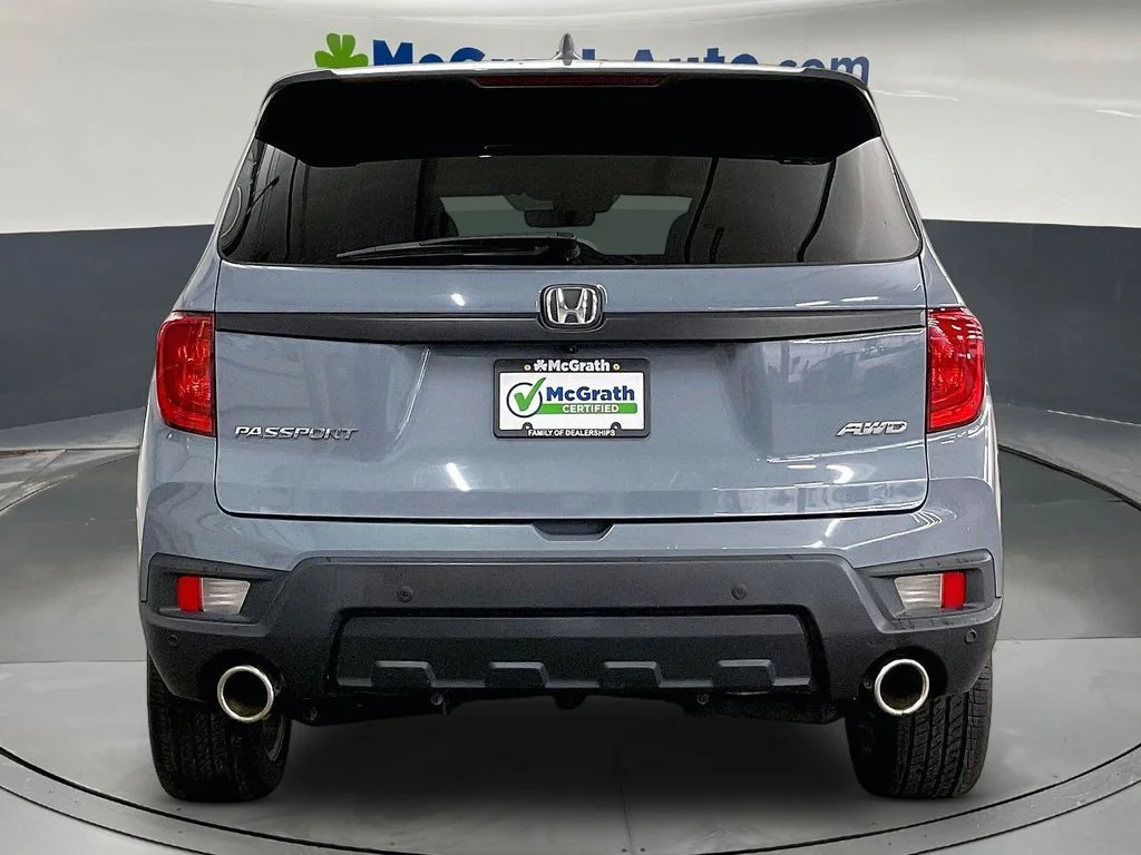 Used 2023 Gray Honda EX-L image 6