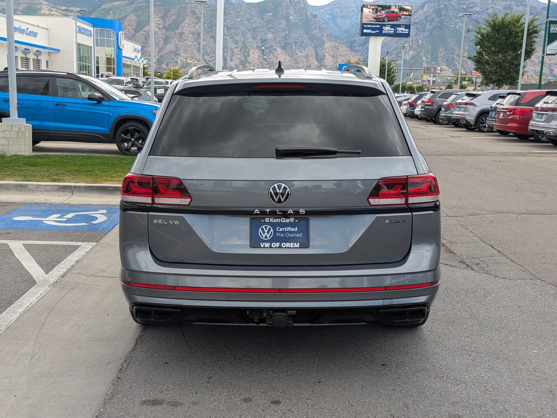 Certified Used 2023 Platinum Gray Metallic Volkswagen 3.6L V6 SEL R-Line Black image 5
