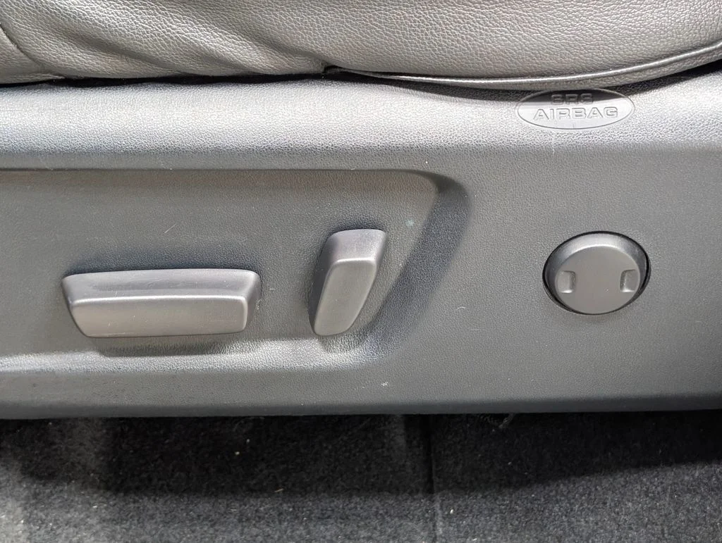 Certified Used 2018 Super White Toyota SR5 image 13