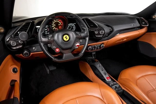 Certified Used 2018 Nero Daytona Ferrari  image 5