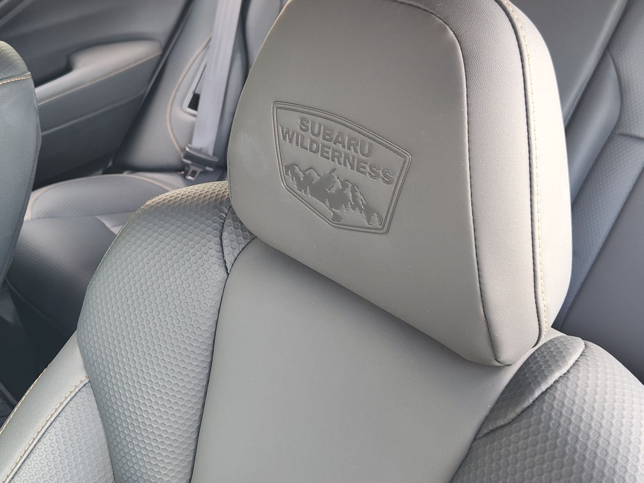 Used 2024 Crystal White Pearl Subaru Wilderness image 25