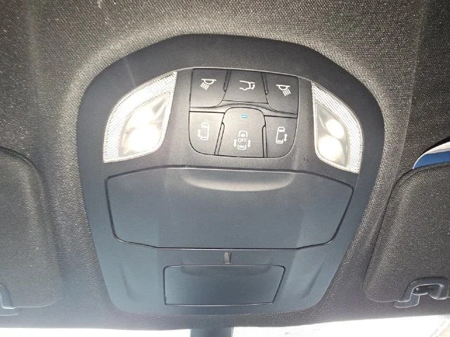 Used 2025 Black Chrysler Select image 21