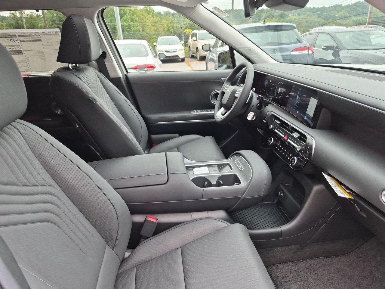 New 2027 Shimmering Silver Hyundai SEL Premium FWD image 37