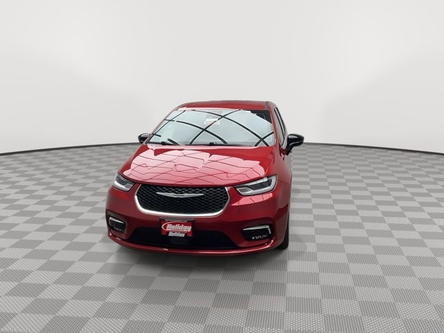 2025 Chrysler Pacifica Select - Photo 33