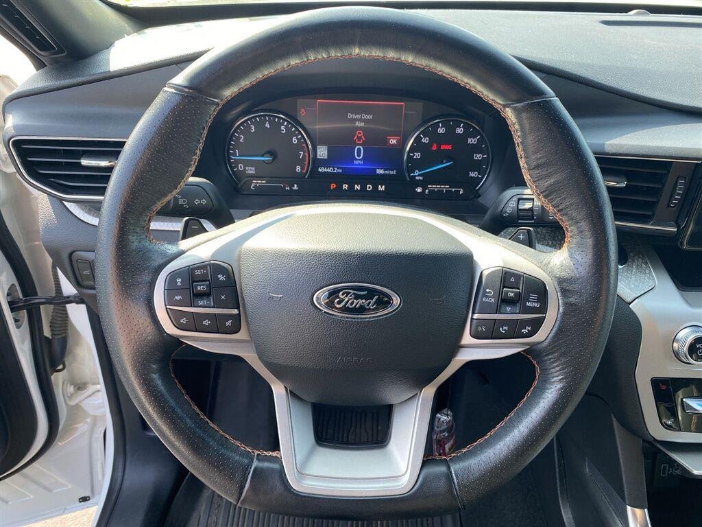 Used 2022 Star White Metallic Tri-Coat Ford Timberline image 17