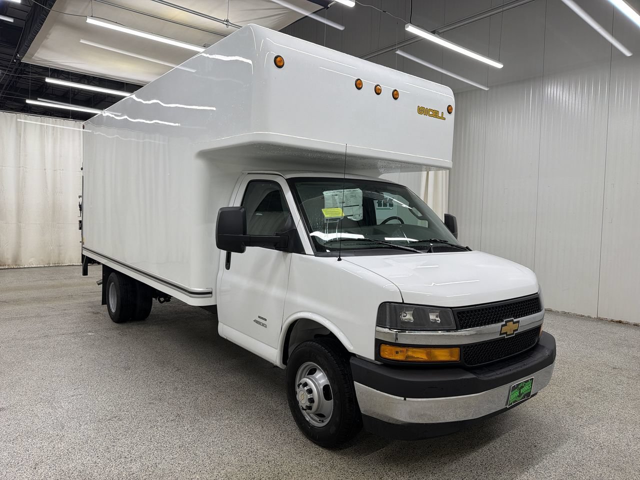 2026 Chevrolet Express Cutaway Base