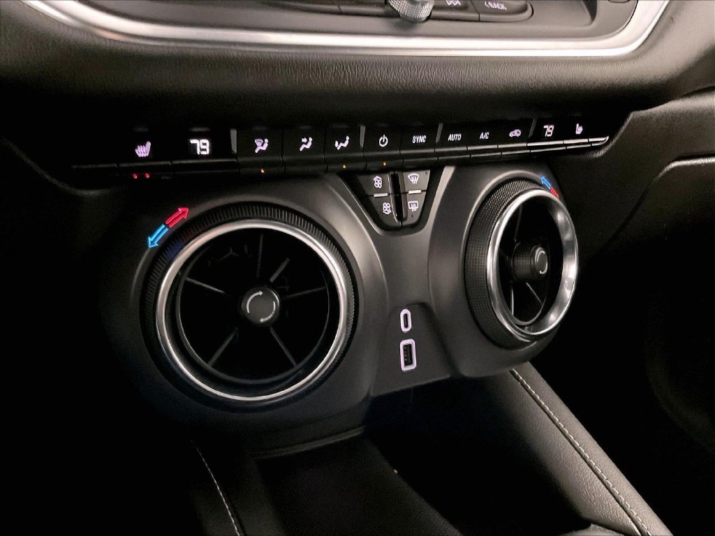 Used 2025 Black Chevrolet 2LT image 25