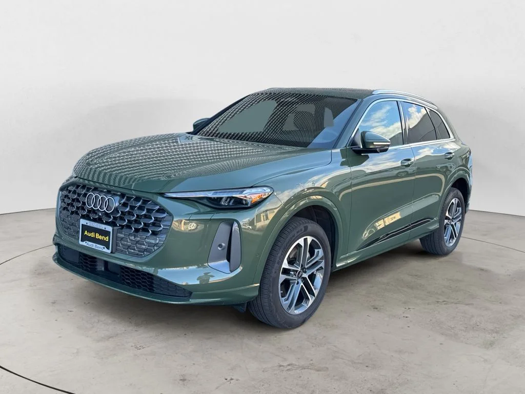 2025 Audi Q5 40 Premium Plus's photo