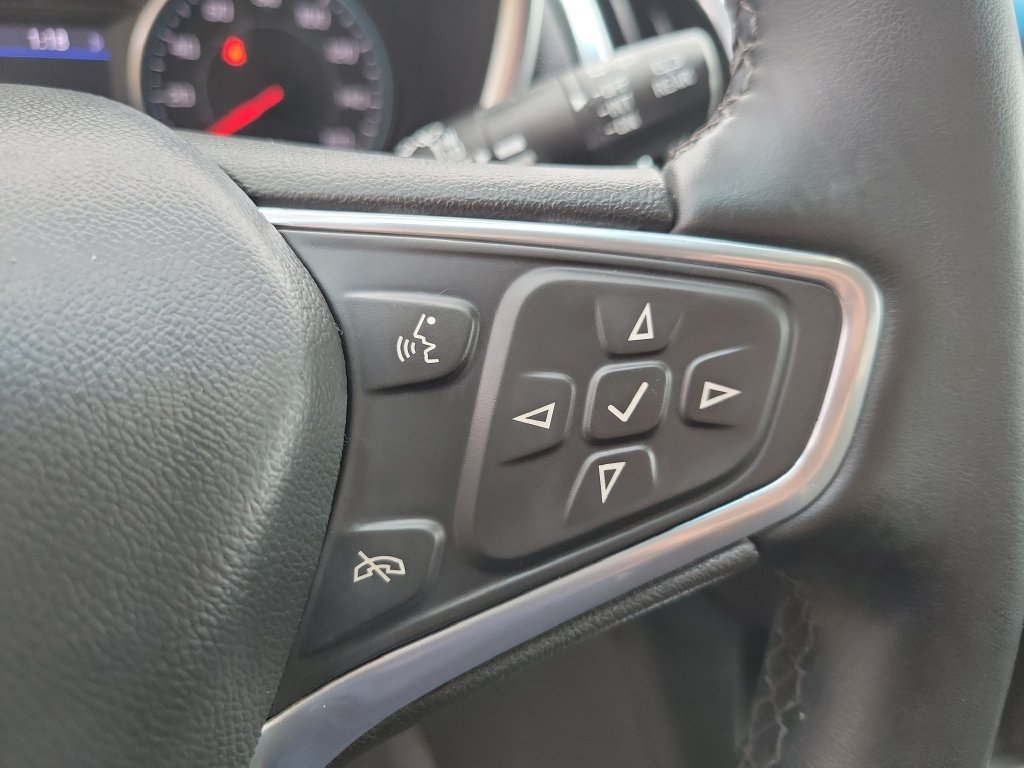 Used 2023 STERLING GRAY METALLIC Chevrolet LT image 25