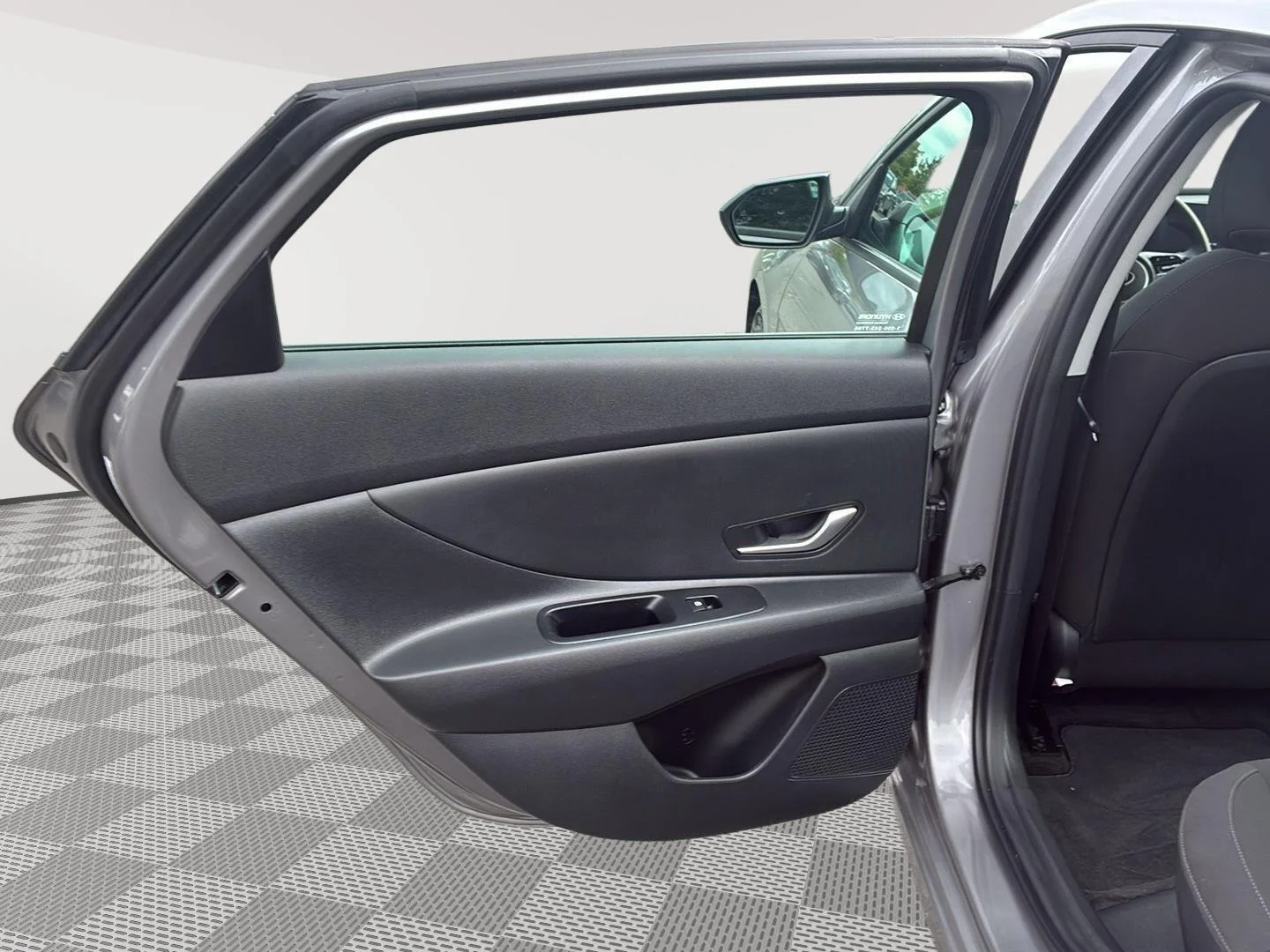 Certified Used 2024 Fluid Metal Hyundai SEL image 21