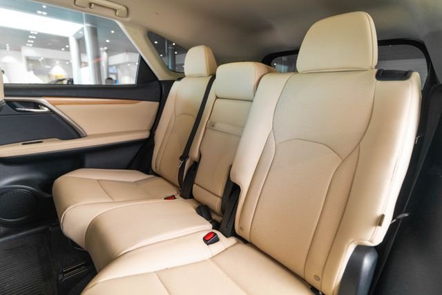 Used 2022 White Lexus 350L image 30