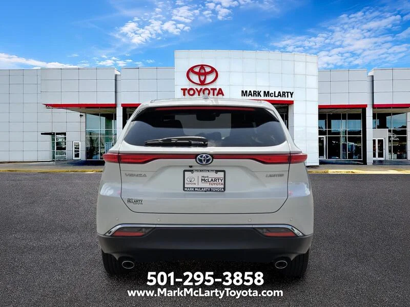 Used 2024 Pearl TOYOTA LIMITED AWD image 4