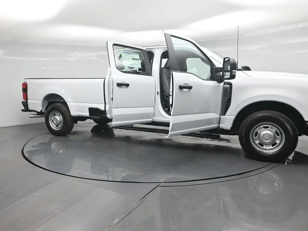 New 2026 White Ford XL image 27