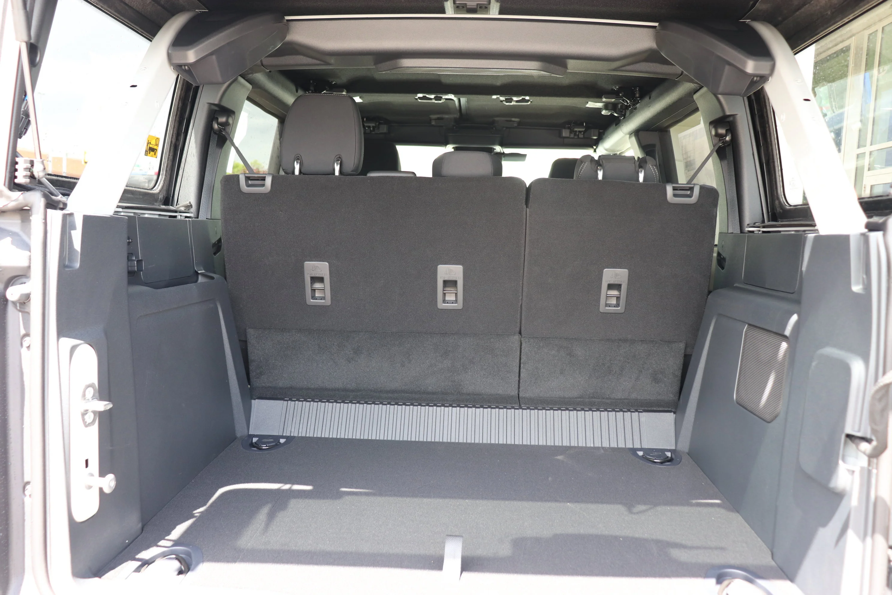 New 2026 AVALANCHE GREY Ford Big Bend image 6