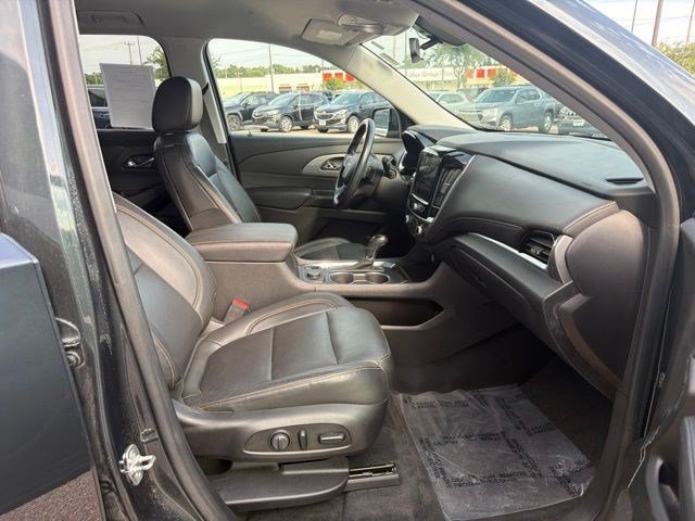 Used 2019 Graphite Metallic Chevrolet LT Leather image 22