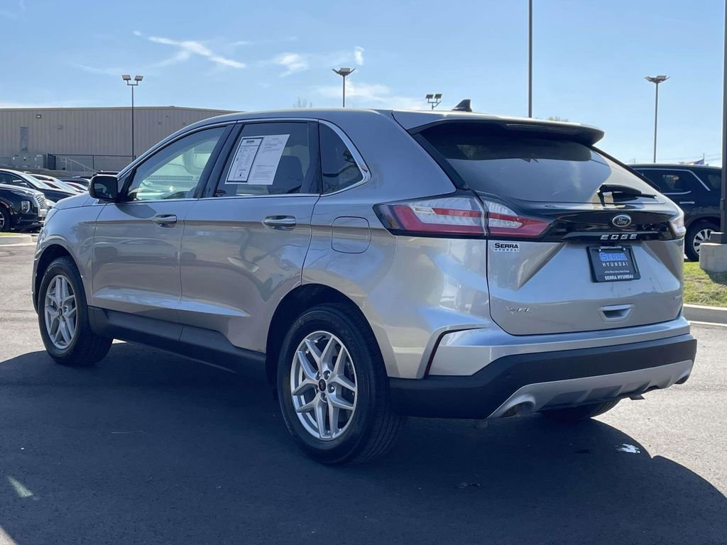 Used 2024 Silver Ford SEL image 5