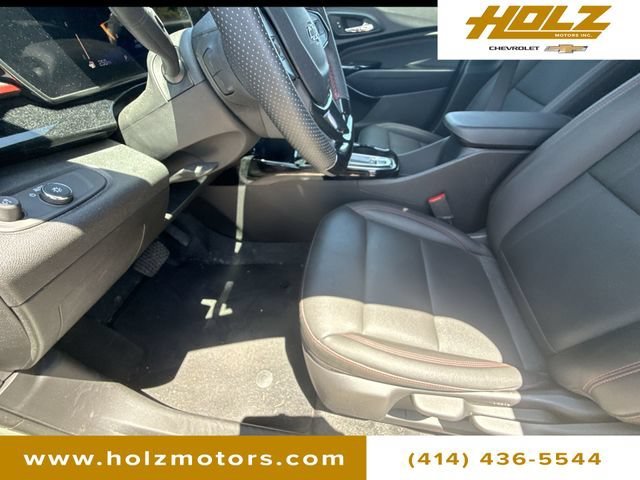 Certified Used 2024 Cacti Green Chevrolet 2RS image 33