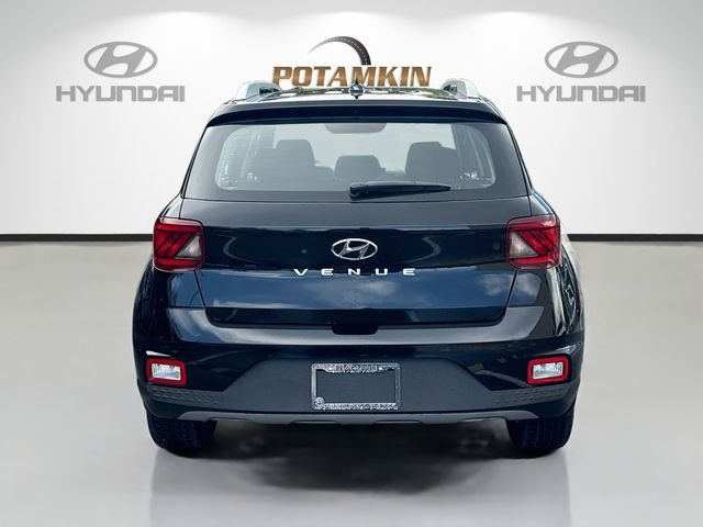 Used 2026 Black Hyundai SEL image 6