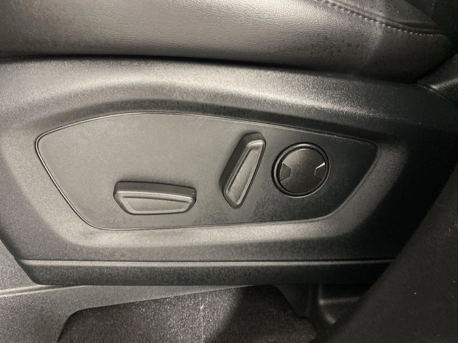 Used 2023 Black Metallic Ford XLT image 8