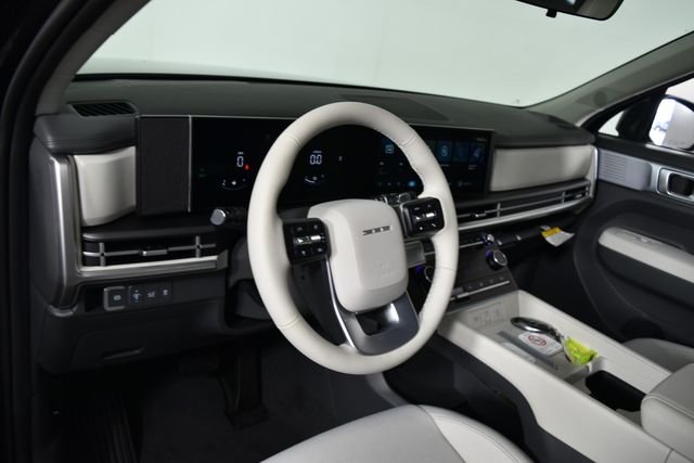 New 2026 Black Hyundai SE image 28