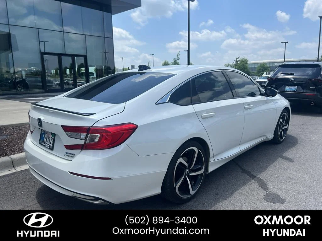 Used 2022 Platinum White Pearl Honda Sport image 5