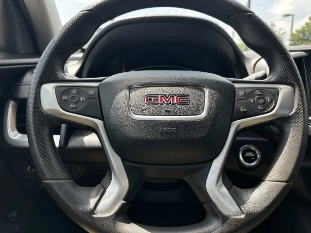 Used 2023 Silver GMC SLE image 22