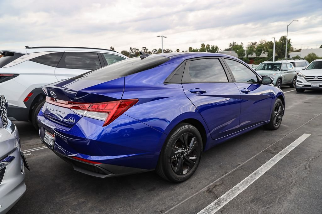 2023 Hyundai Elantra Blue - Photo 8