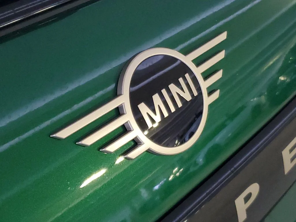 New 2026 Green MINI  image 6