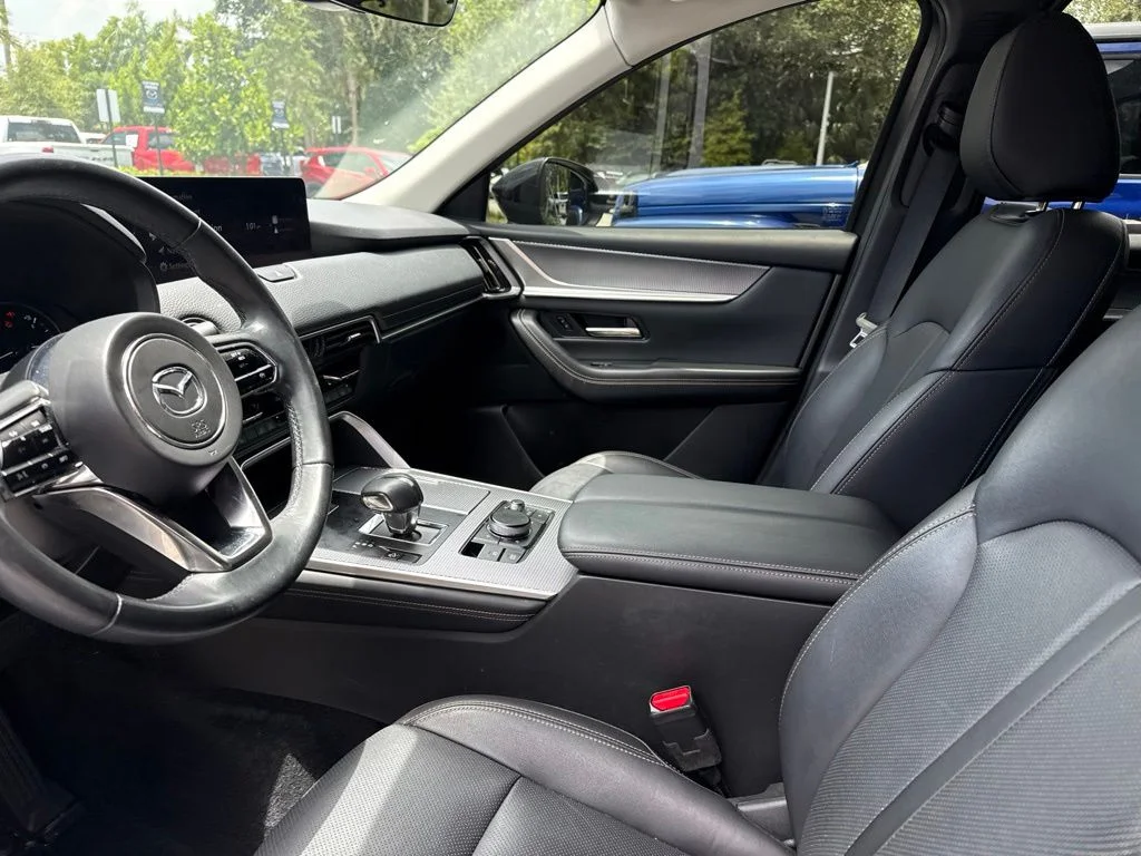 Used 2025 Jet Black Mazda 3.3 Turbo Preferred image 18