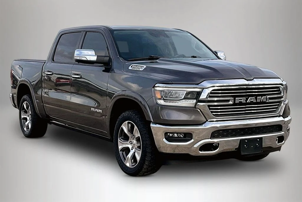 2022 RAM 1500 Laramie 4x4 Crew Cab 5'7's photo
