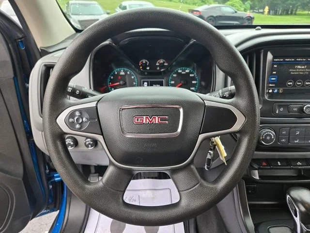 Used 2022 Dynamic Blue Metallic GMC Elevation Standard image 31