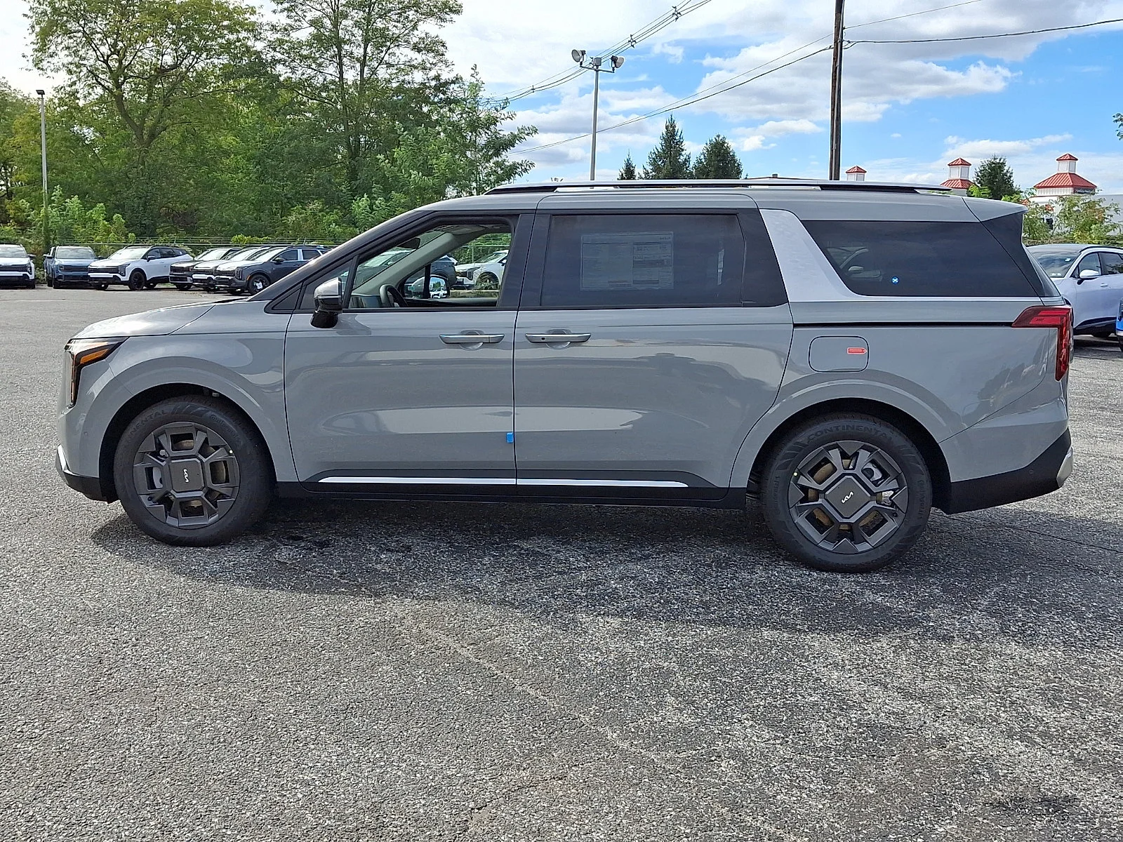 New 2027 Silver Kia SX image 5