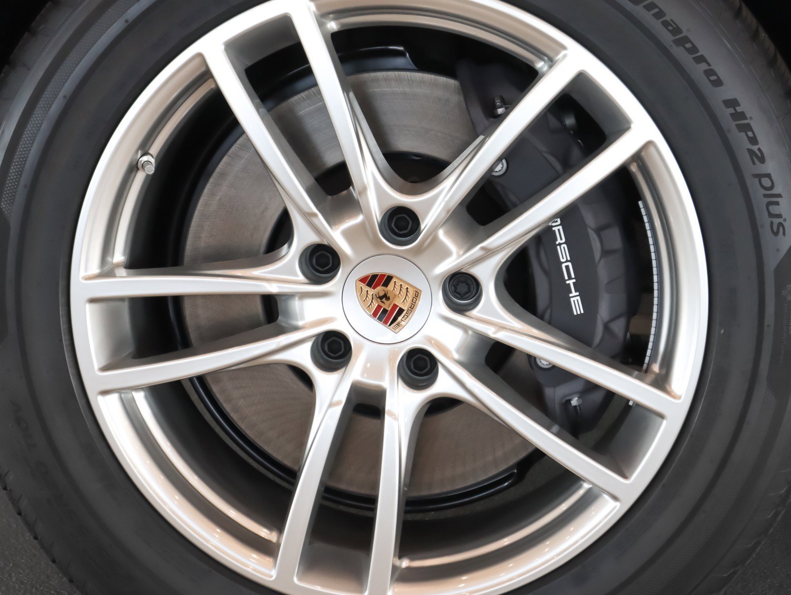 New 2026 White Porsche  image 27