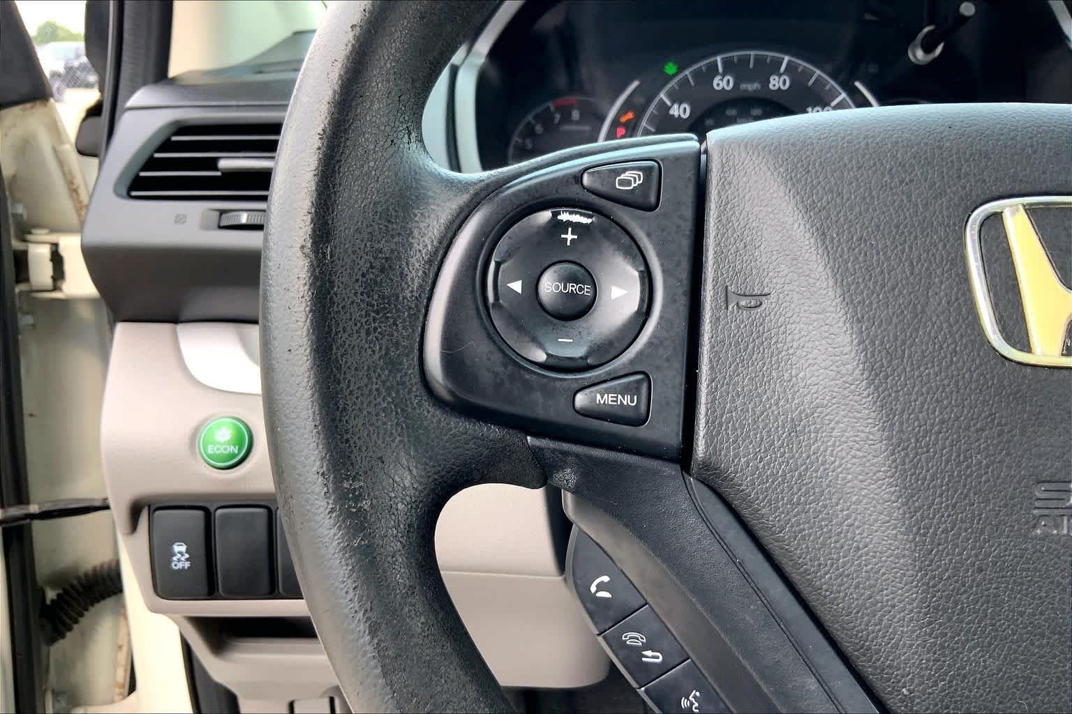 Used 2013 White Diamond Pearl Honda LX image 23