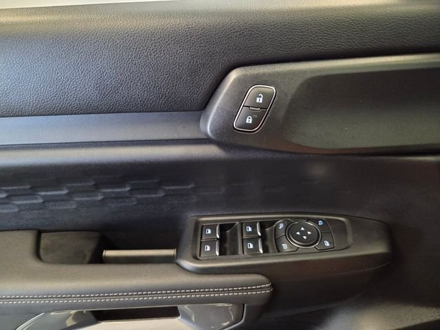 Used 2025 Black Ford XLT image 26
