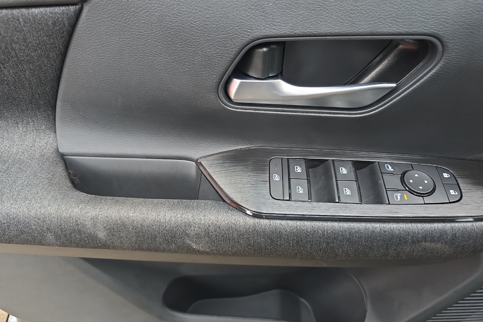 New 2026 Gun Metallic Nissan SV image 8