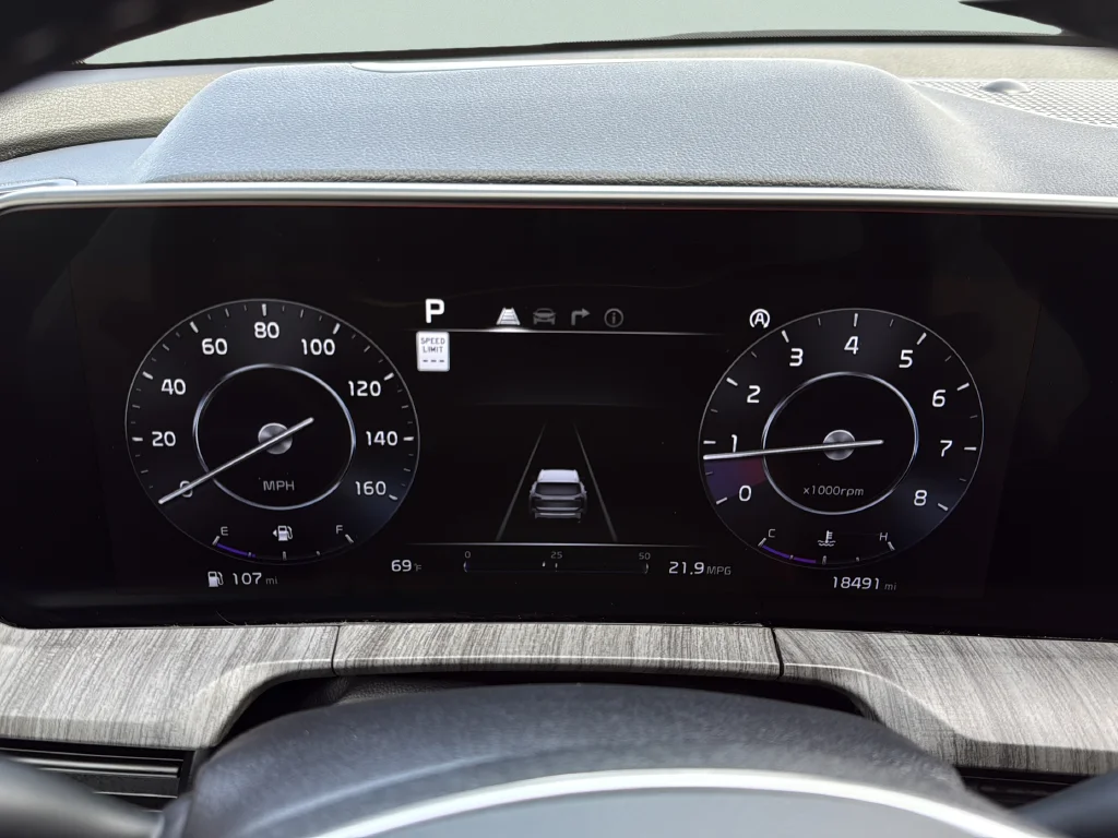 Used 2025 Glacial White Pearl Kia SX-Prestige image 22