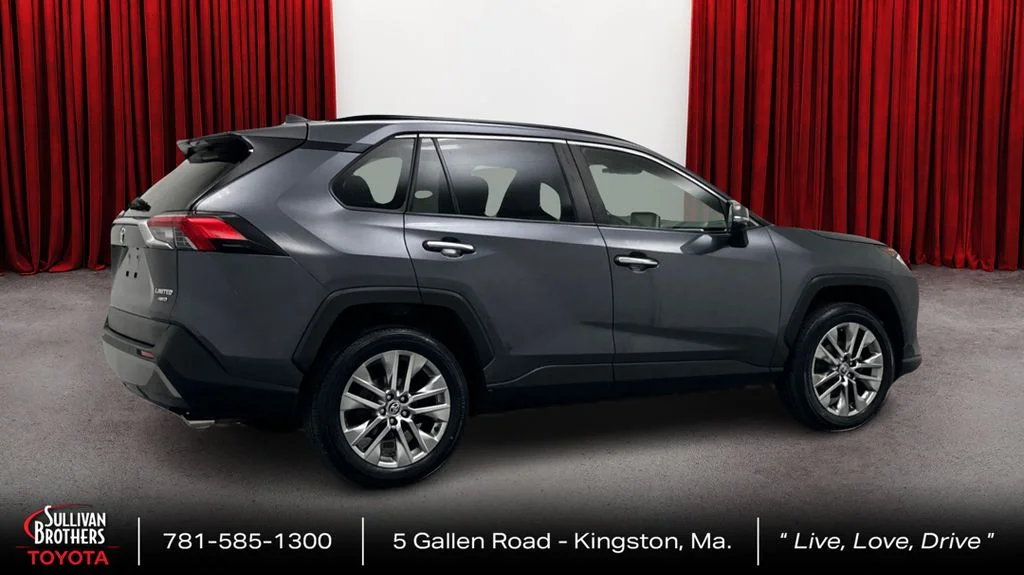 Used 2020 Gray Toyota Limited image 5