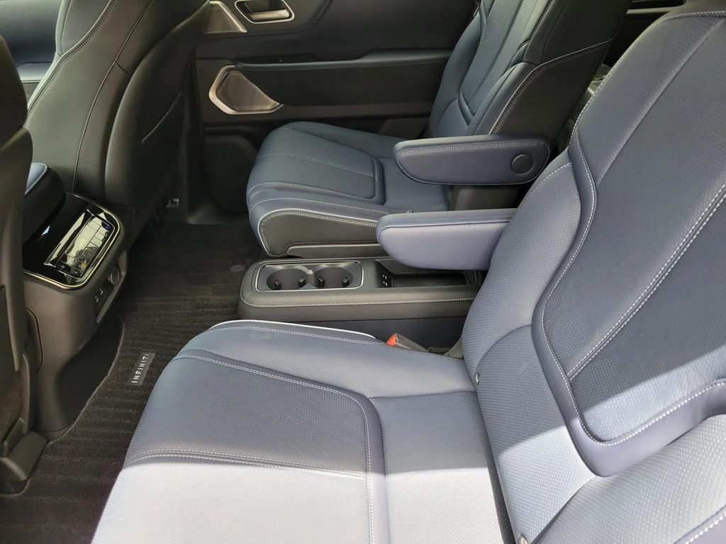 New 2027 2T DYNAMIC META INFINITI Sport 4WD image 11